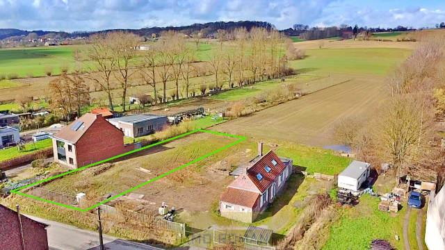 Bouwgrond te-koop in Renaix