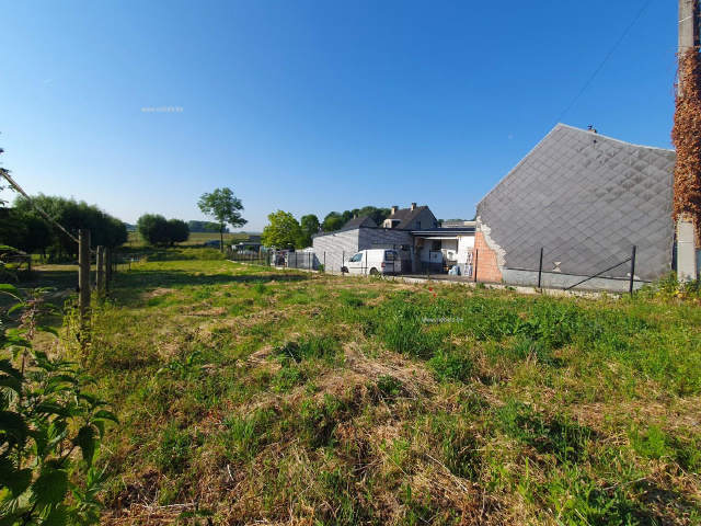 Bouwgrond te-koop in Waarbeke