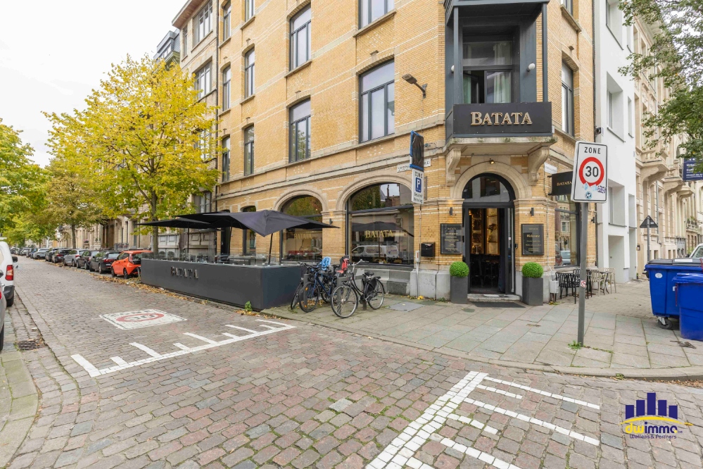 Handelspand te-koop in Berchem (2600)