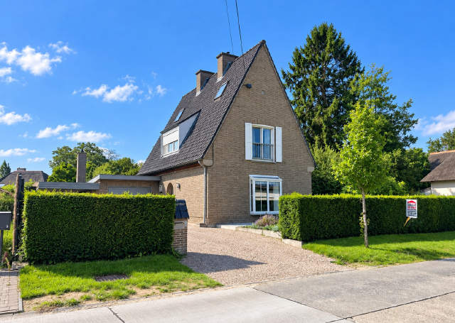 Villa te-koop in De Pinte