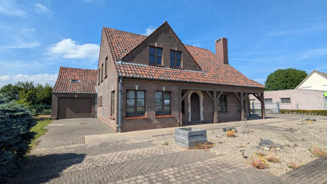 Villa te-koop in Ninove