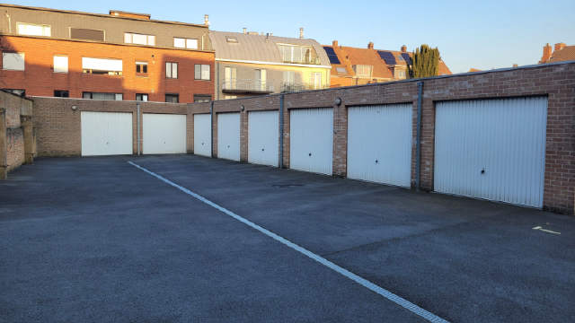 Garage te-huur in Roeselare