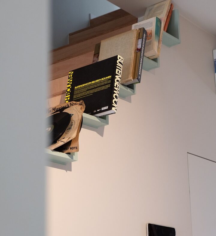 720