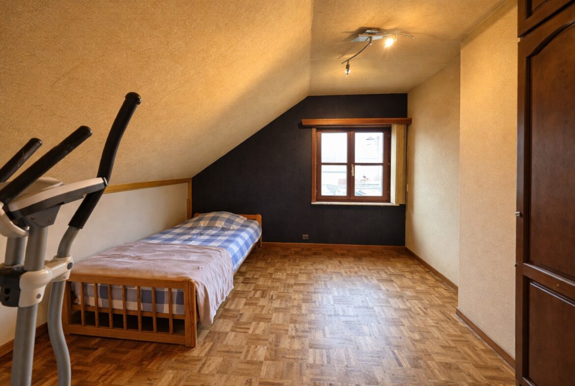 1170