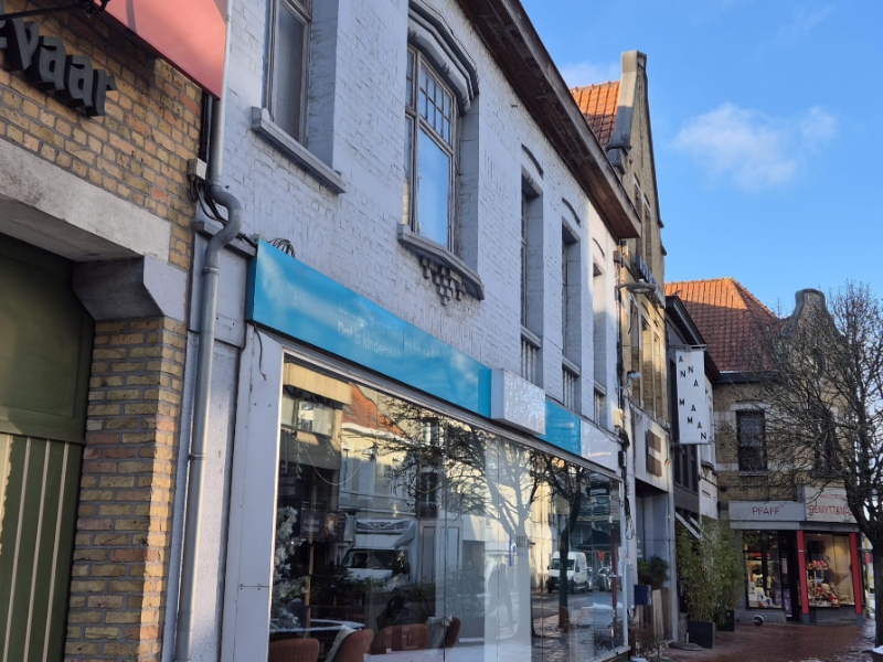 Roeselare – handelspand met maximale zichtbaarheid in het centrum