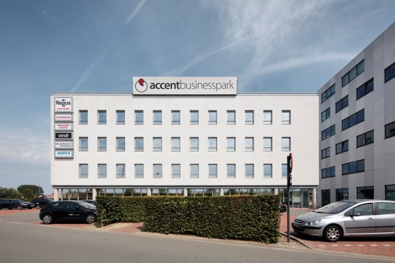 Full-service kantoren in het Accent Business Park te huur