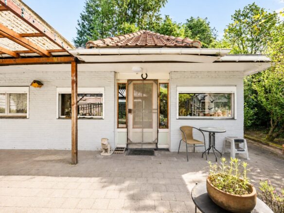 Bungalow met tal van mogelijkheden in Schoten
