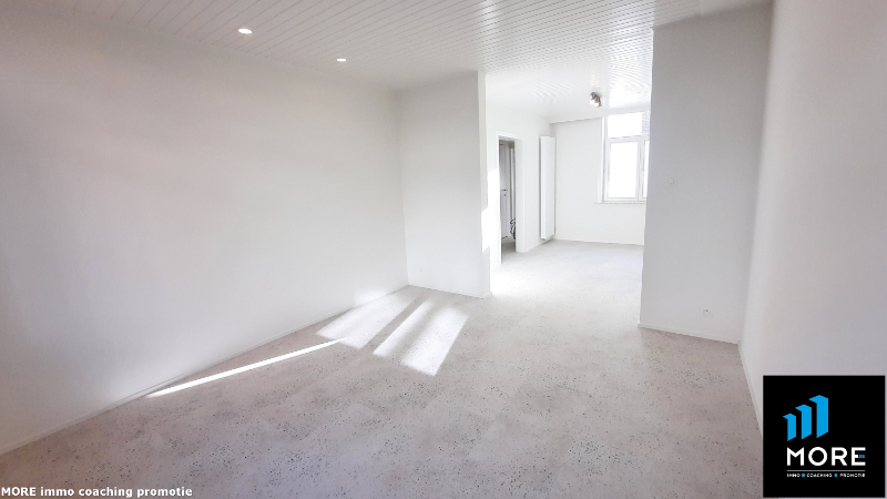 Stijlvol gerenoveerde authentieke Knokse rijwoning te huur
