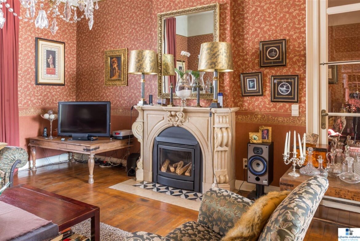 1170