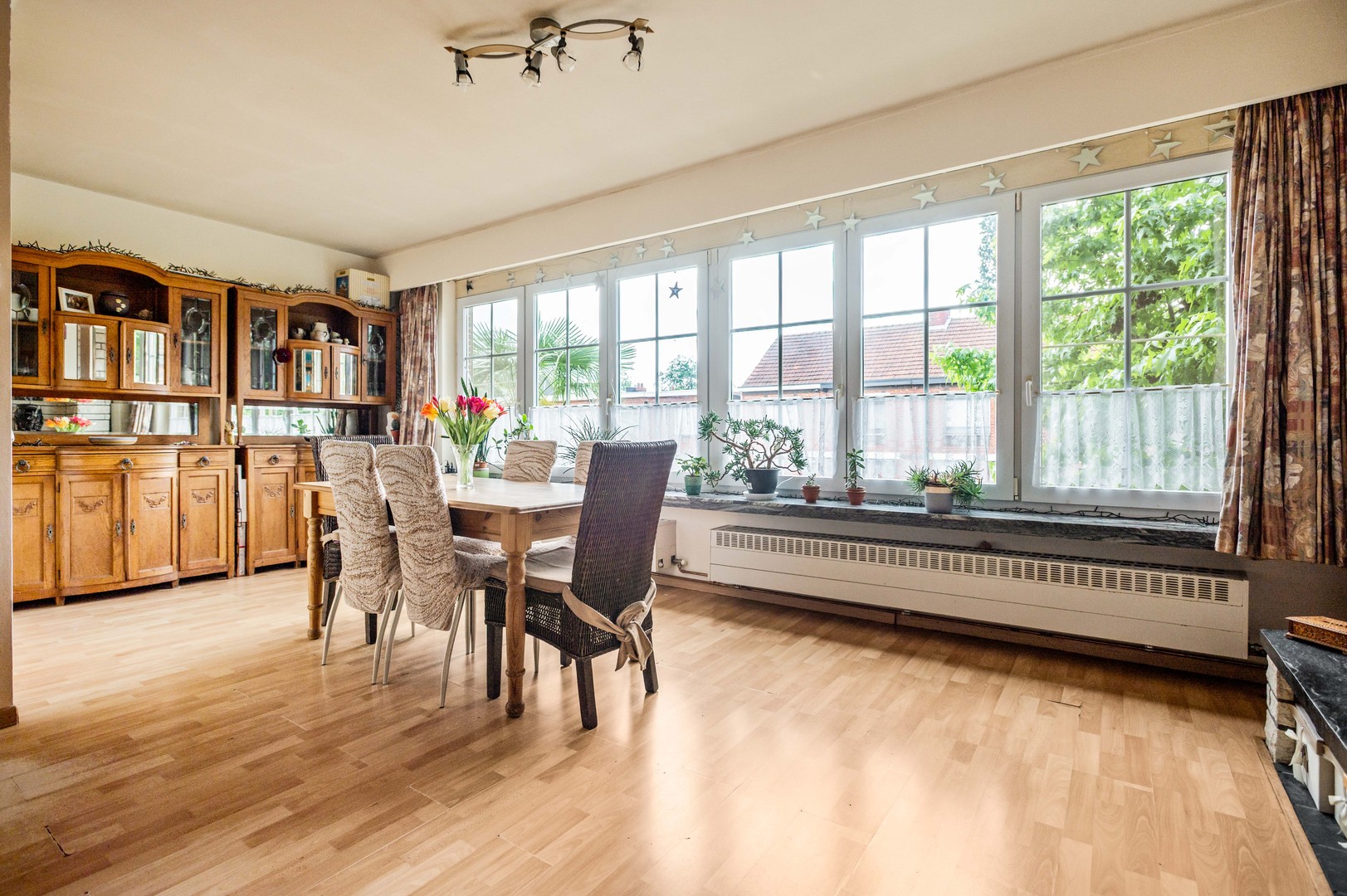 Bel-etage met 4 slpk in rustige woonwijk