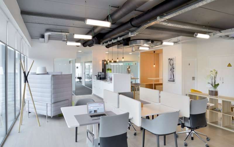 Full-service kantoren in het Accent Business Park te huur