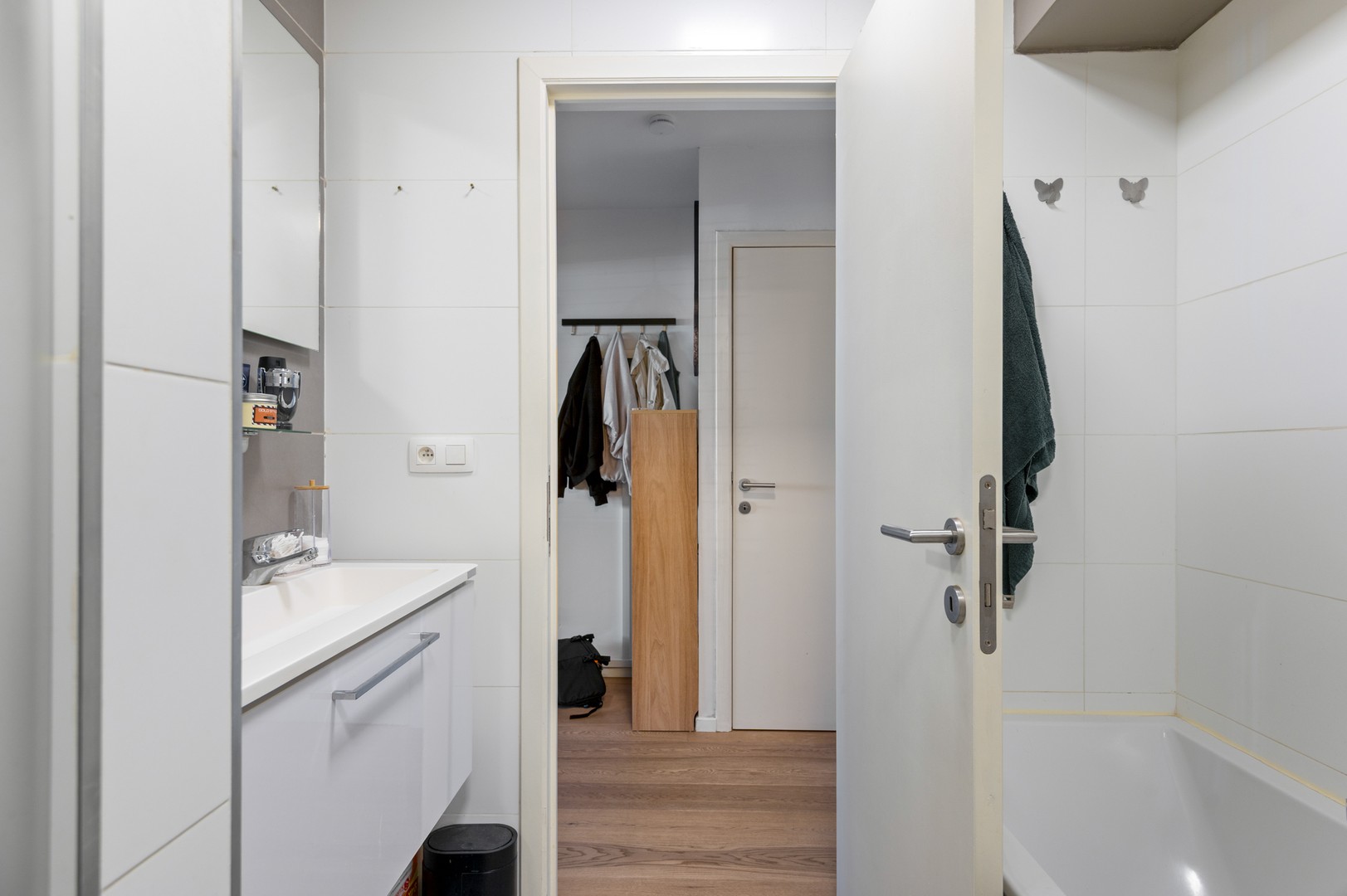 Lichtrijk GLV-appartement met zonnige tuin
