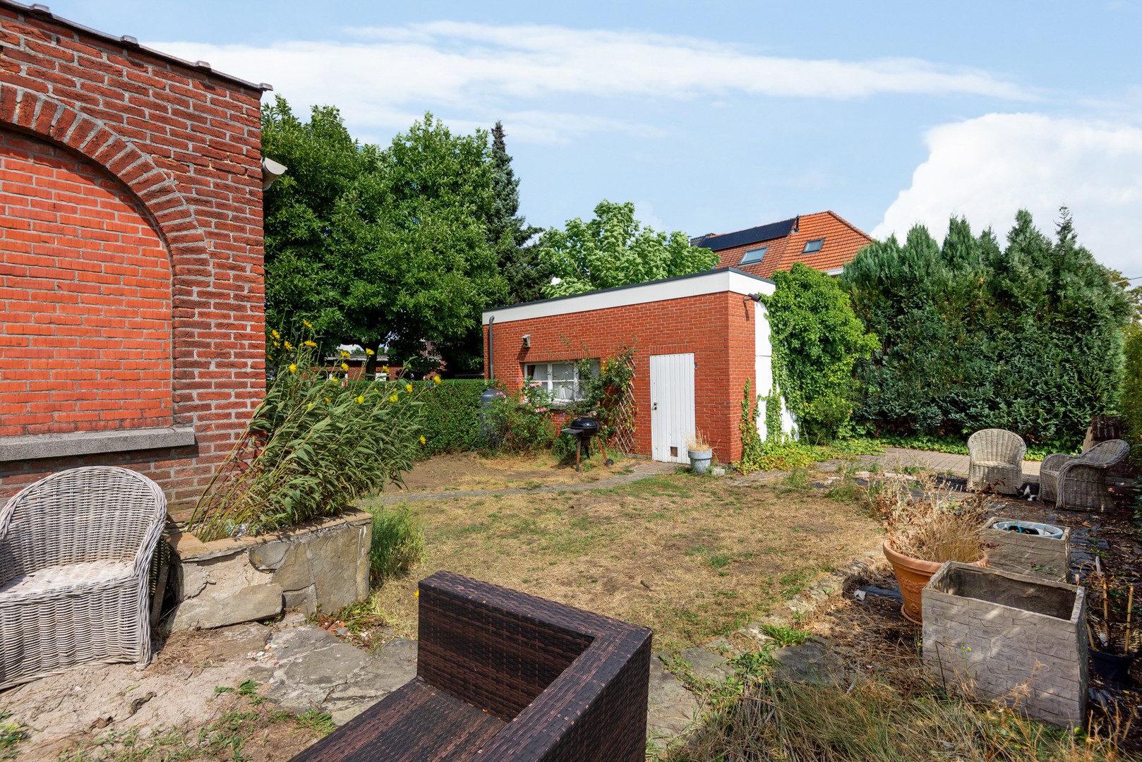 Karaktervolle en ruime woning in hartje Schoten