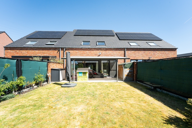 Roeselare – Energiezuinige woning met 5 slaapkamers