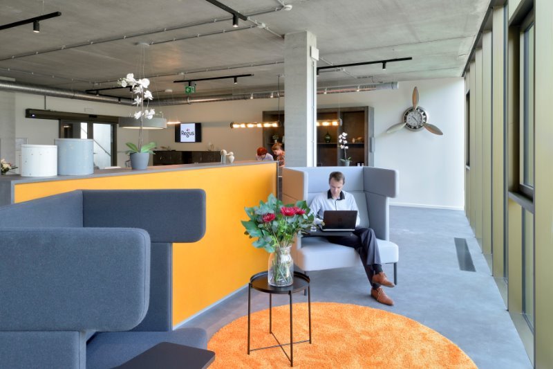 Full-service kantoren te Pottelberg Kortrijk te huur