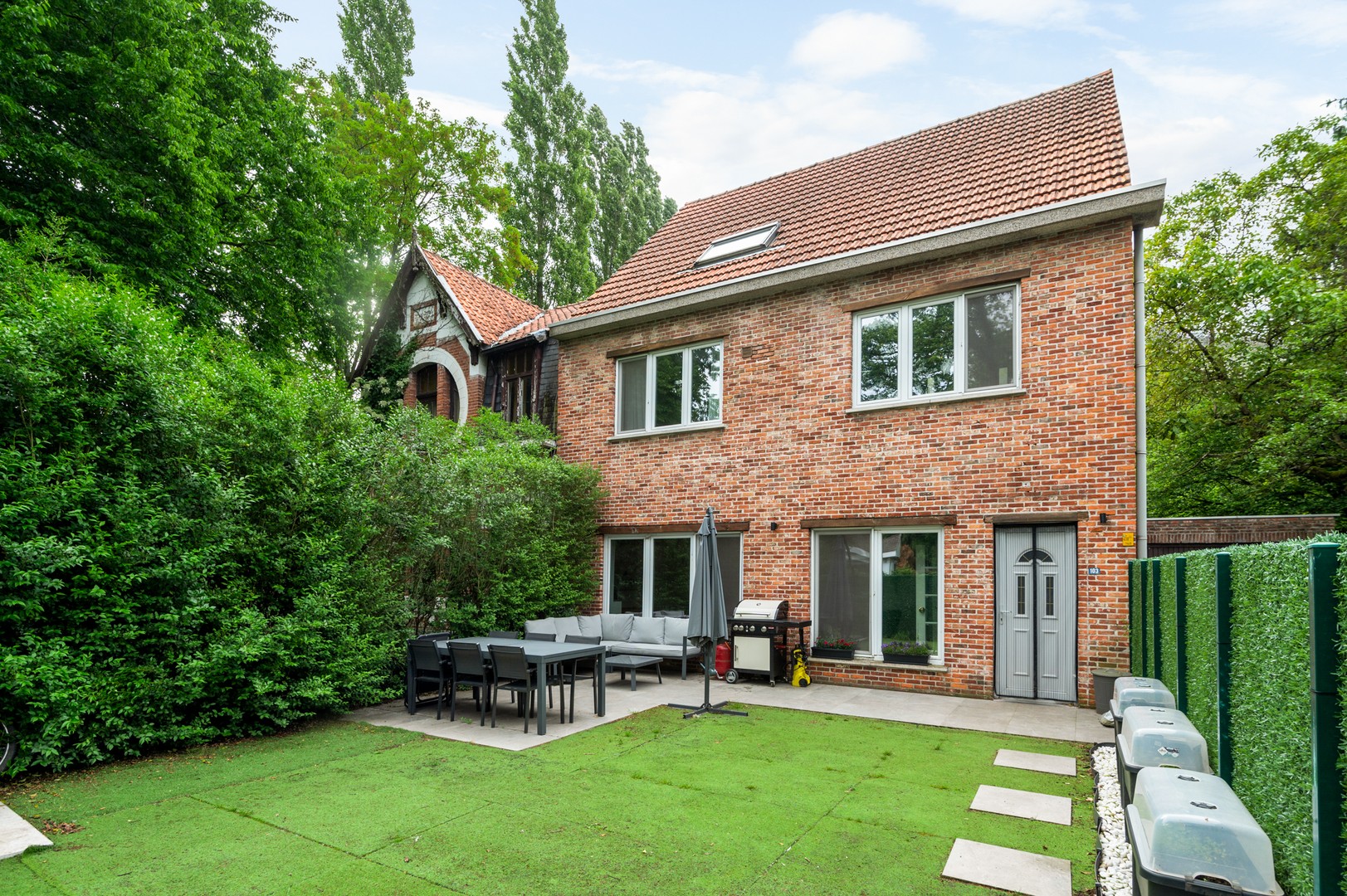 Gezinswoning met 3 slpks, 2 bdkms, tuin en parking Kapellen